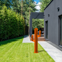 Charger l'image dans la galerie, Cactus métal orange 1m et 1m20 déco jardin moderne - Fabriqué en France - Briaq